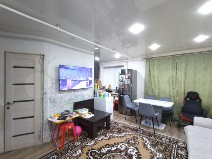 2-к. квартира, 44 м², 1/9 эт.