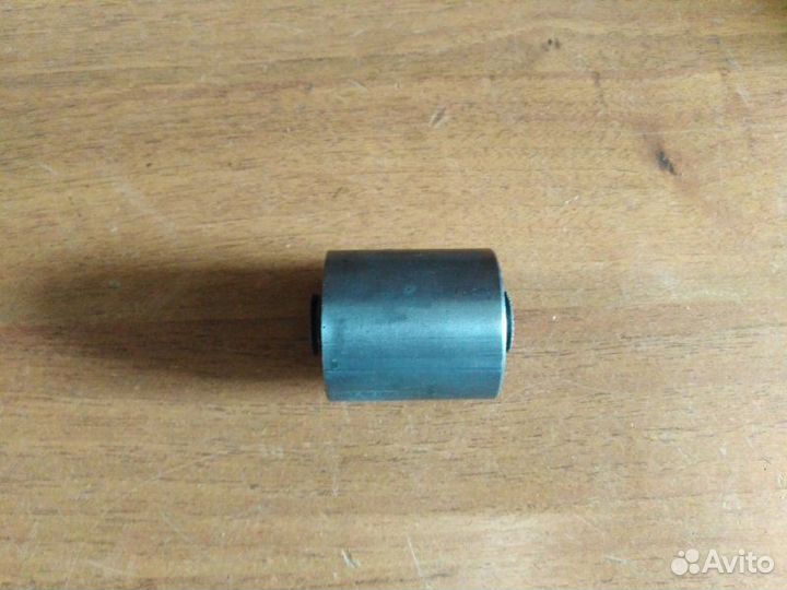 Сайлентблок заднего продольного рычага Toyota