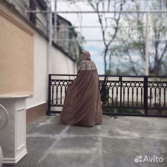 Вечернее платье в пол