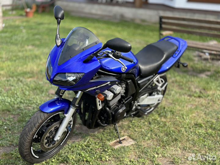 Yamaha FZS600 Fazer
