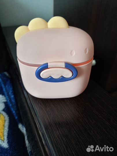 Контейнер для детской смеси, накладки на углы