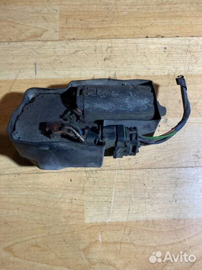 Моторчик дворников Ford Transit до 1994