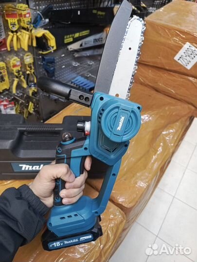 Аккумуляторная цепная мини пила makita 6 дюм