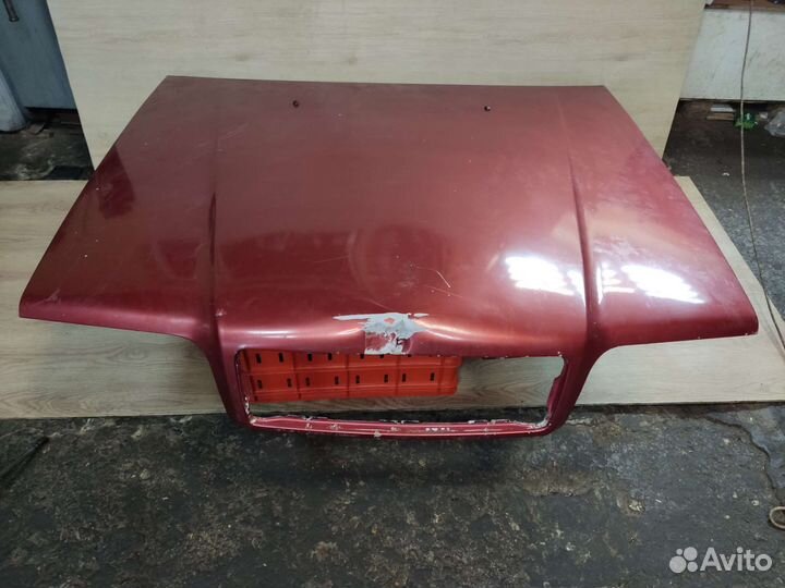 Капот, Volvo 850