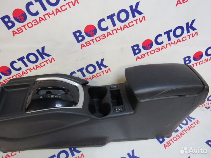 Подлокотник nissan X-trail T32