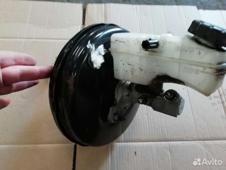 Вакумный усилитель тормоза Renault Sandero 2