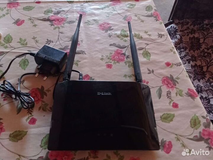 Маршрутизатор D-Link (model:DIR-615)