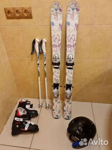 Комплект детский: горные лыжи, палки, ботинки