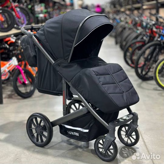 Прогулочная коляска новая