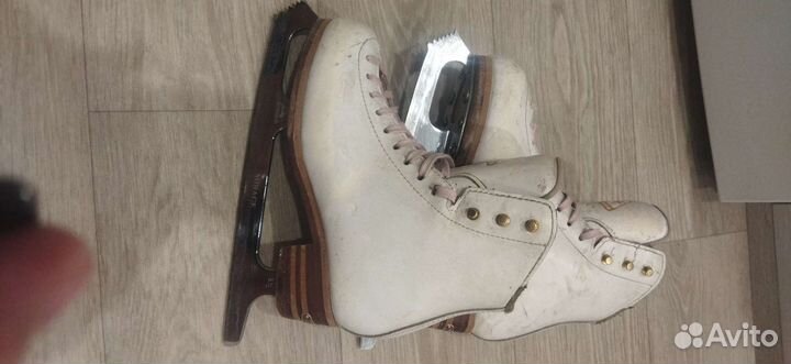 Продам фигурные коньки Jackson elle размер 3D