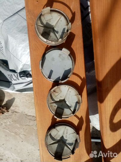 Колпачки на литые диски mercedes