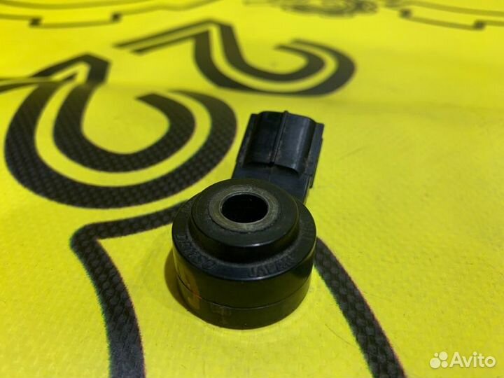 Датчик детонации Toyota Wish ZNE10 1ZZ-FE 2006