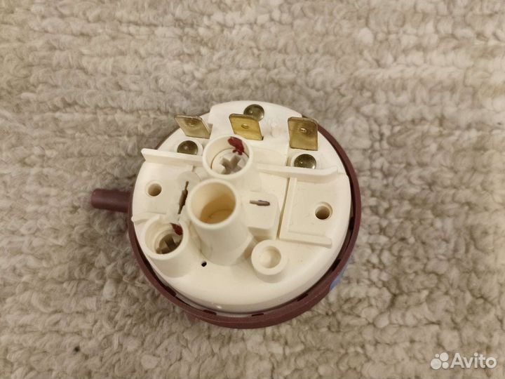 Датчик уровня воды (прессостат) для пмм