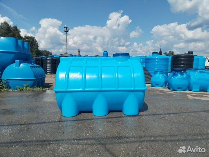 Бочка пластиковая 1500 л для жидкостей (горизонтал