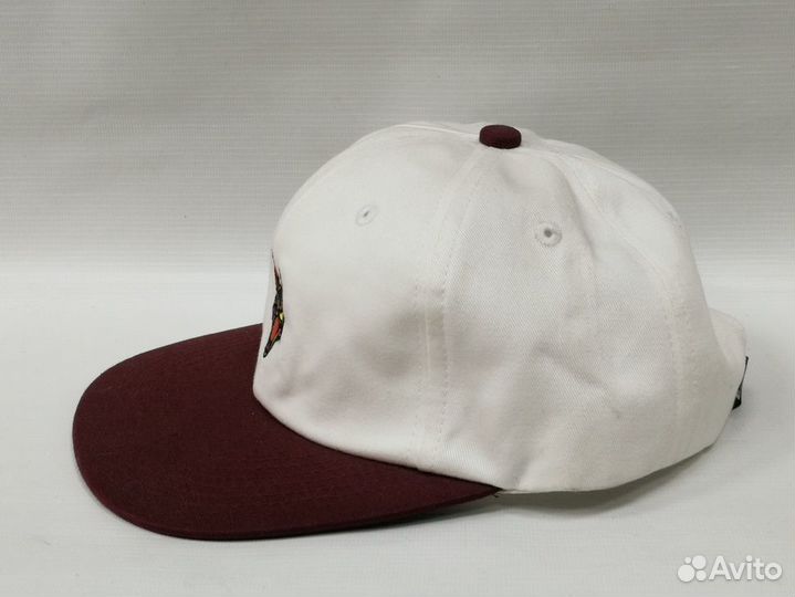 Бейсболка с прямым козырьком 