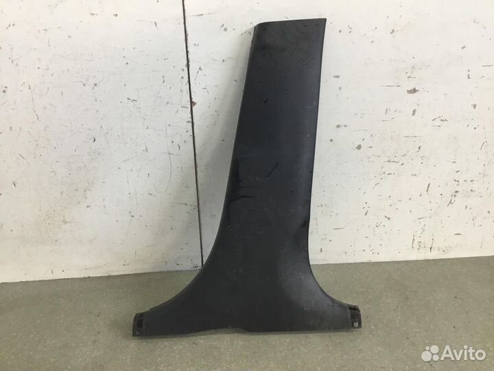 Обшивка средней стойки правая Hyundai Solaris 2010