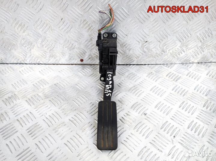 Педаль газа Renault Logan 8200386506