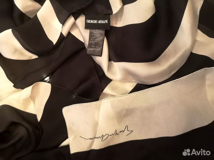 Giorgio Armani. Шелк. Оригинал. Большой