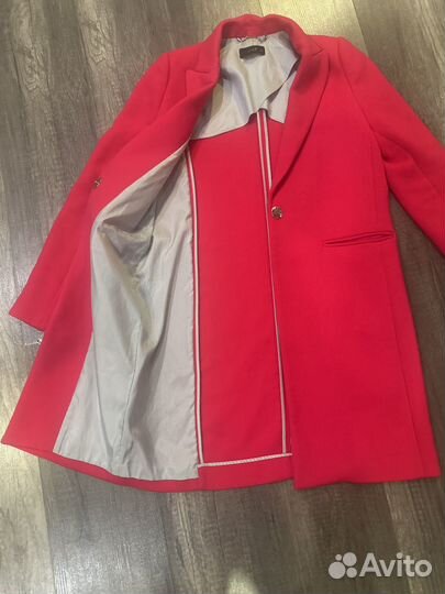 Пальто женское 42 44