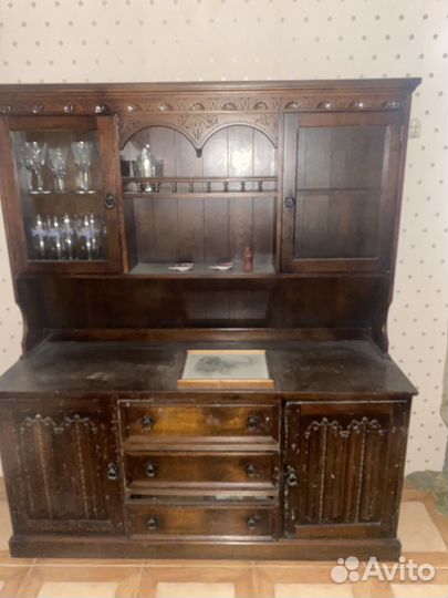 Натуральное дерево мебель гостиная 80 -х годов