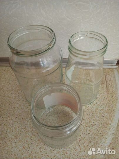 Банки стеклянные с завинчивающими крышками