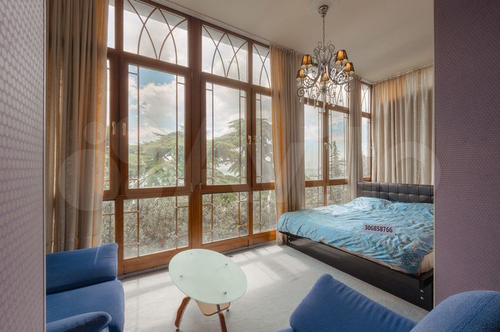 Квартира-студия, 60 м², 3/3 эт.