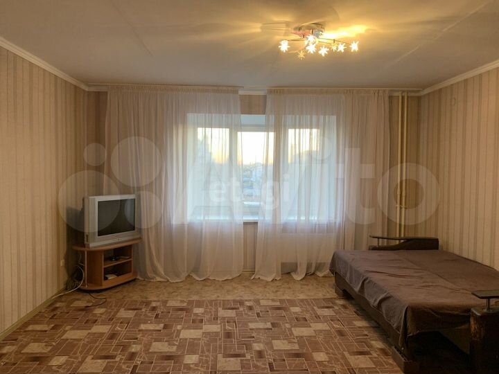 1-к. квартира, 50 м², 2/10 эт.