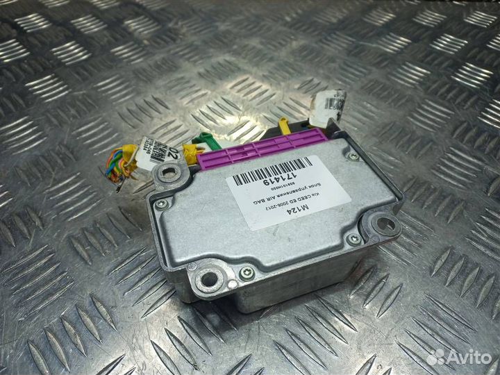 Блок управления AIR BAG Kia ceed ED 2006-2012