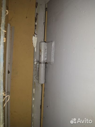 Дверь входная металлическая