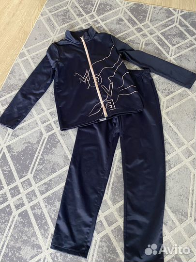 Спортивный костюм для девочки 130 см