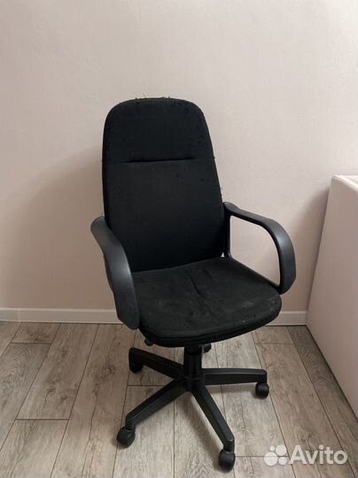 Компьютерное кресло