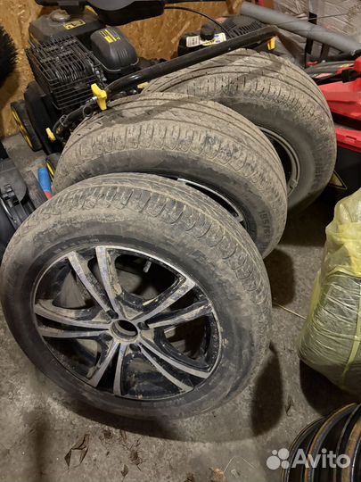 Продам комплект летник колес r15