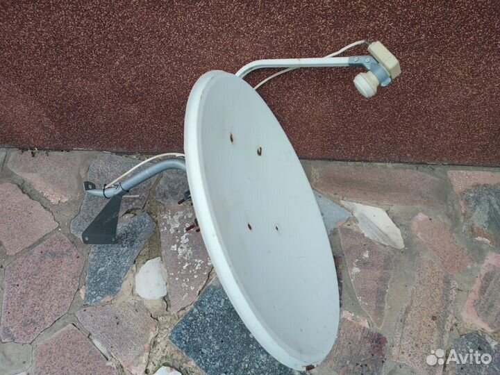 Антенна спутниковая