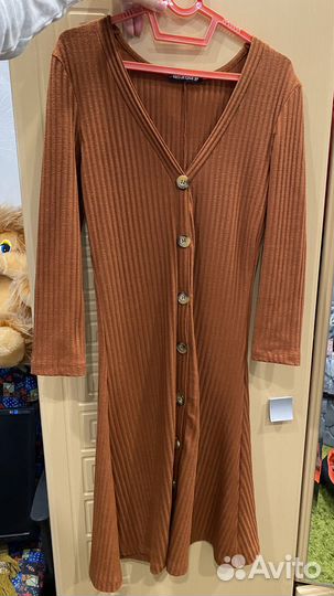 Платья весна-лето 200