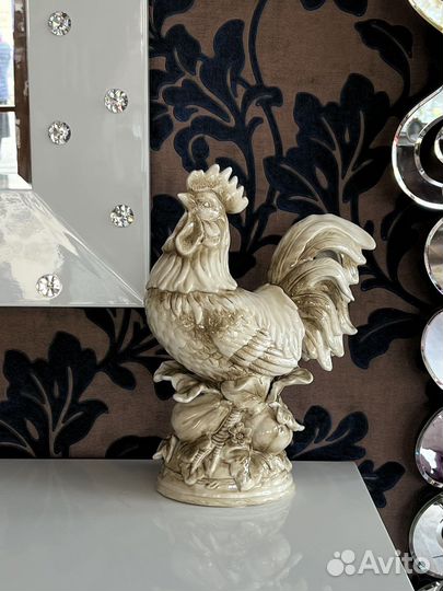 Статуэтка петух