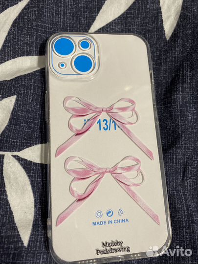 Чехол на iPhone 13