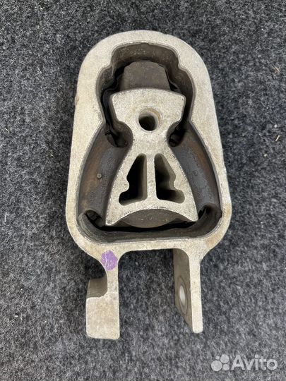 Опора АКПП задняя Ford Volvo