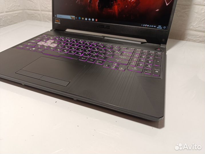 Мощный asus TUF core i5/GTX 1650/144 Ghz
