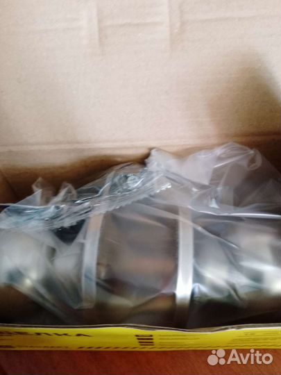 Дверные ручки с защелкой