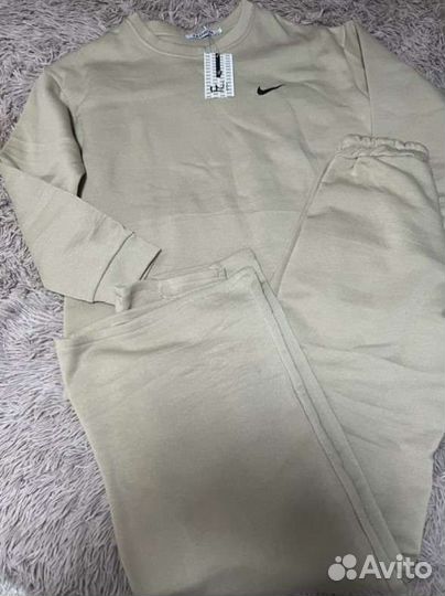 Спортивный костюм на флисе женский теплый