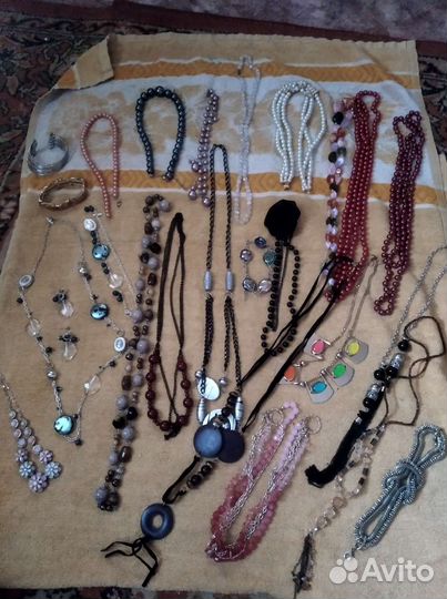 Бусы разные