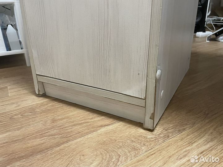 Стол для маникюра