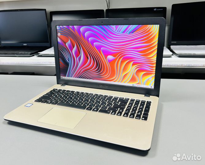 Игровой asus Core i3-7020 8gb MX110 2gb