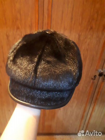 Меховая мужская кепка