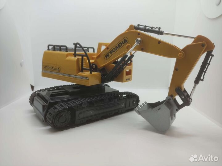 Экскаватор на радиоуправлении игроленд