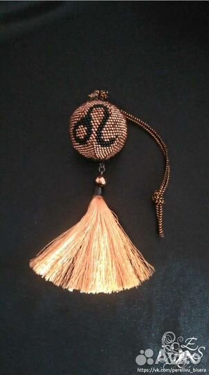 Украшение ручной работы. Подвеска в авто