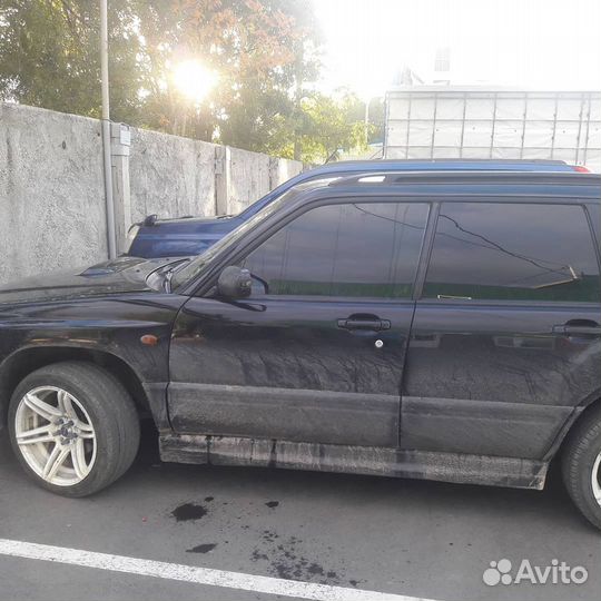 Жесткая съемная тонировка (Термоэкраны)