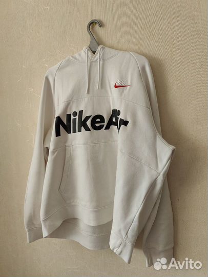 Вещи и обувь Nike, ACG, Jordan, Carhartt