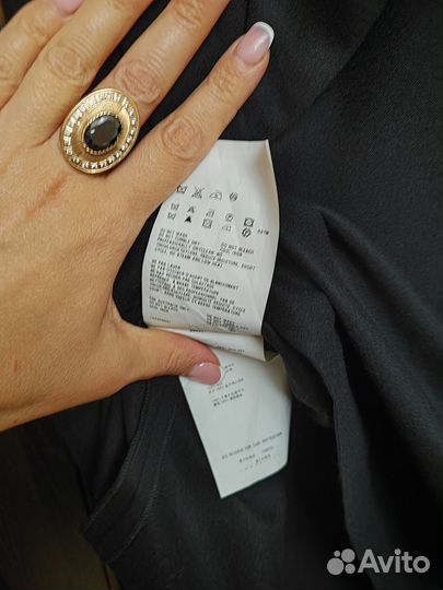 Платье футляр miu miu 100% Oригинал.Шерсть