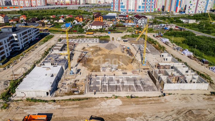 2-к. квартира, 64,9 м², 4/4 эт.